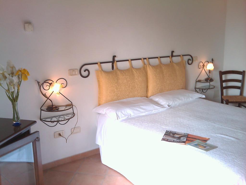 Agriturismo Il Poggiolo Montemerano Exterior photo
